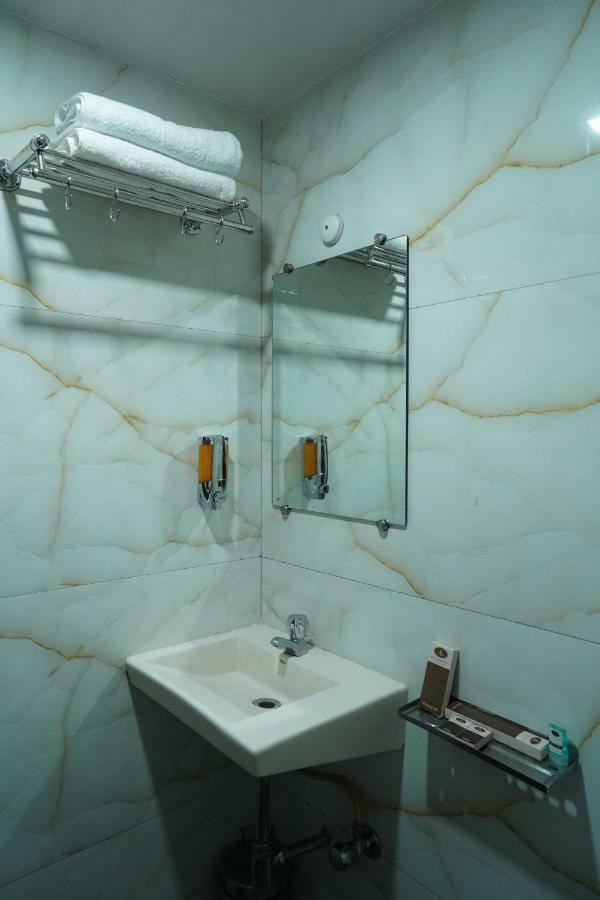 Hotel Sharda Residency Bombay Exterior foto